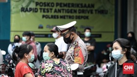 DKI Akan Pasang Stiker Rumah Warga yang Kembali dari Mudik