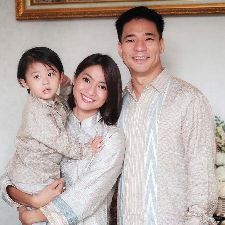 <p>Setelah empat tahun menikah dengan Michael Andrew Ha, perempuan kelahiran 1985 itu dikaruniai seorang anak laki-laki, Bunda. (Foto: Instagram @riniyulianti)</p>