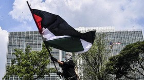 Aparat Bubarkan Massa Aksi Bela Palestina yang Masih Bertahan