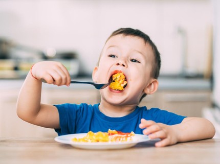 5 Makanan yang Mengandung Vitamin D, Baik untuk Anak