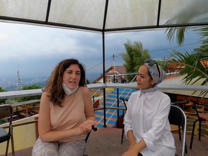 Kisah Bule Spanyol Ketemu Eks Pacar Suami Sunda, Reaksinya Tak Terduga