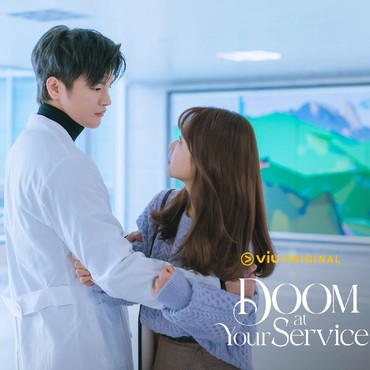 Bertabur Bintang, Drama Korea 'Doom at Your Service' Raih Rating Rendah