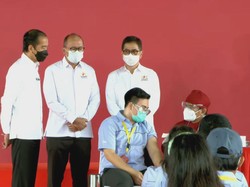 Harapan Jokowi dengan Dimulainya Vaksinasi Gotong Royong di Industri