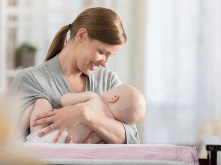 Bunda, Kenali Tanda Posisi dan Pelekatan Menyusui yang Baik
