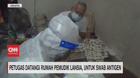 VIDEO: Datangi Rumah Pemudik Lansia, Untuk Swab Antigen
