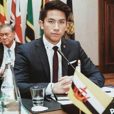 Ketampanan Pangeran Brunei Abdul Mateen yang Bikin Wirda Mansur Kepincut