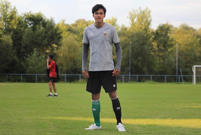 Pesepak Bola Yudha Febrian Nama pesepakbola Yudha Febrian tengah menjadi sorotan karena diduga melakukan pelecehan. Yuk kita intip sosoknya!