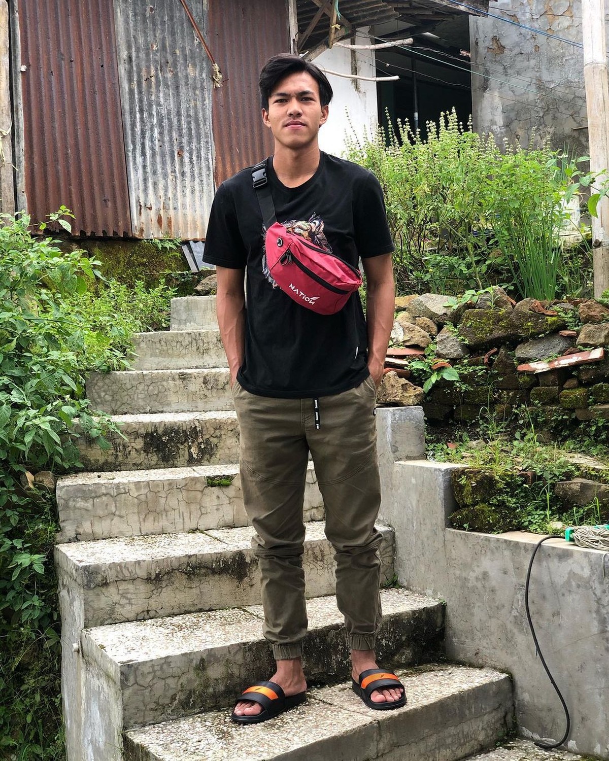 Nama pesepakbola Yudha Febrian tengah menjadi sorotan karena diduga melakukan pelecehan&period; Yuk kita intip sosoknya&excl;