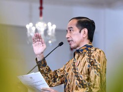 Kesal Data Bansos Amburadul, Jokowi: Nggak Akurat, Tumpang Tindih!