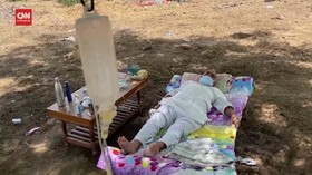 VIDEO: Covid-19 India Meluas, Pasien Dirawat di Bawah Pohon