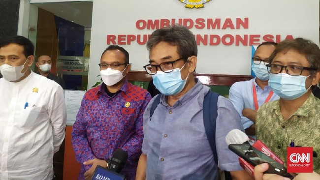 Pegawai KPK mempertanyakan tolok ukur asesmen dan keterbukaan informasi atas hasil tes wawasan kebangsaan yang hingga kini masih dirahasiakan.