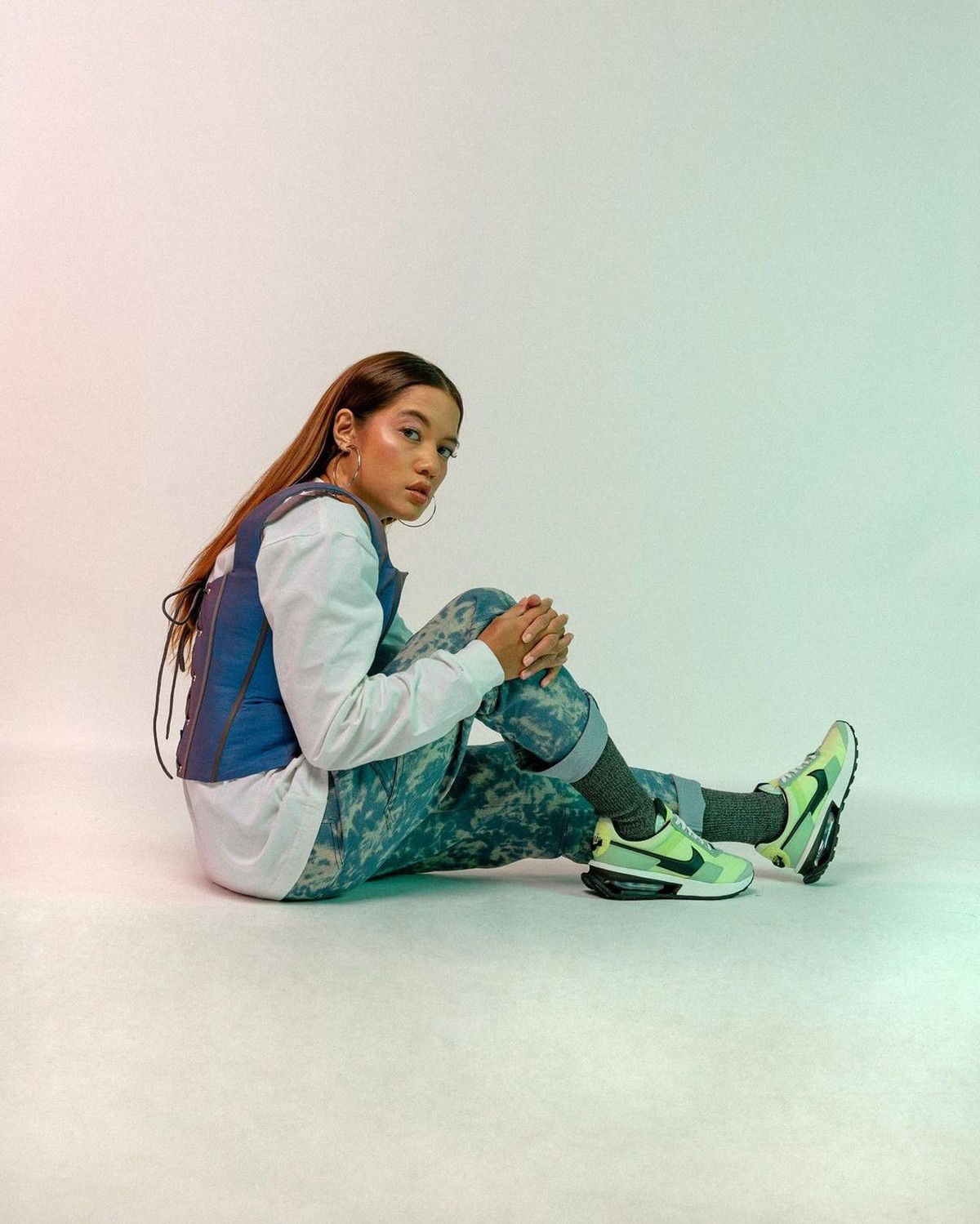 Cantika Abigail sedang ramai dibicarakan oleh netizen karena kisah percintaanya&period; Yuk kita lihat potret Cantika&excl;