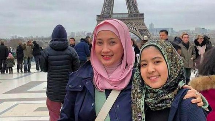 Desy Ratnasari