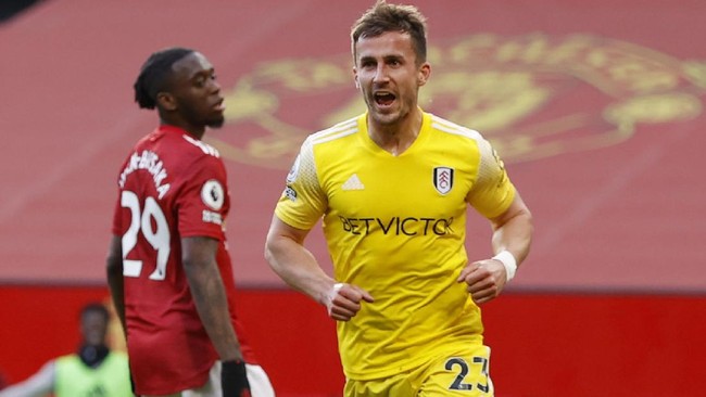Manchester United ditahan imbang Fulham 1-1 pada pekan ke-37 Liga Inggris di Stadion Old Trafford, Rabu (19/5) dini hari WIB.
