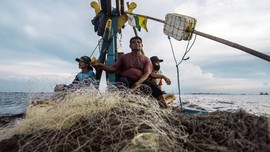 FOTO: Mengarungi Lautan demi Bisa Mudik Lebaran