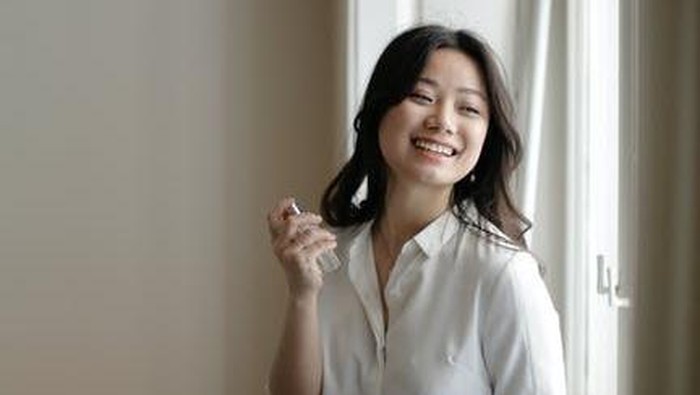 5 Tips Mudah Bikin Aroma Parfum Tahan Lama, Dijamin Wangi Sepanjang Hari