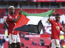 Paul Pogba Kibarkan Bendera Palestina di Old Trafford
