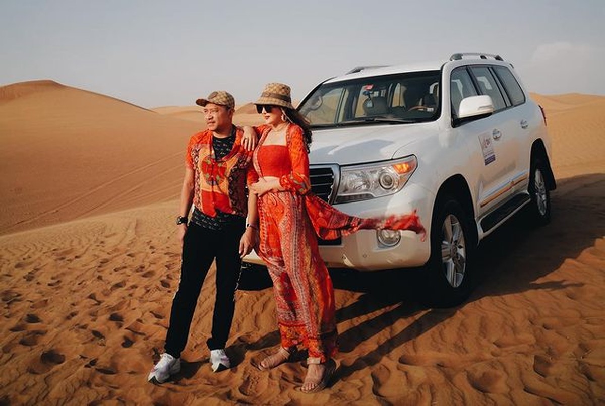 Keluarga Anang Hermansyah tengah berkunjung ke Dubai&period; Yuk kita lihat potret selama mereka disana&excl;