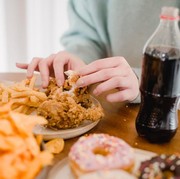 Sering Lapar dan Tak Bisa Ditahan? Ikuti 4 Tips Ampuh Turunkan Nafsu Makan Berlebih