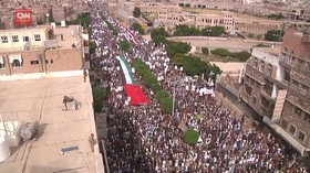 VIDEO: Aksi Solidaritas Warga Yaman Untuk Palestina