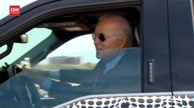 VIDEO: Joe Biden Tes Kebut Pikap Listrik Ford Lightning