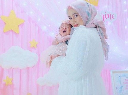 5 Foto Vivin Febriyanti, Polwan Berhijab yang Disebut Secantik Nabila Syakieb