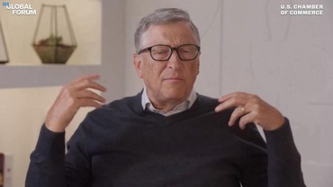 img-title Walau Sudah Umumkan Perceraian, Bill Gates Masih Pakai Cincin Kawin