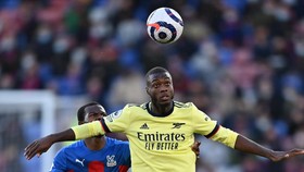 Hasil Liga Inggris: Arsenal Hajar Crystal Palace 3-1