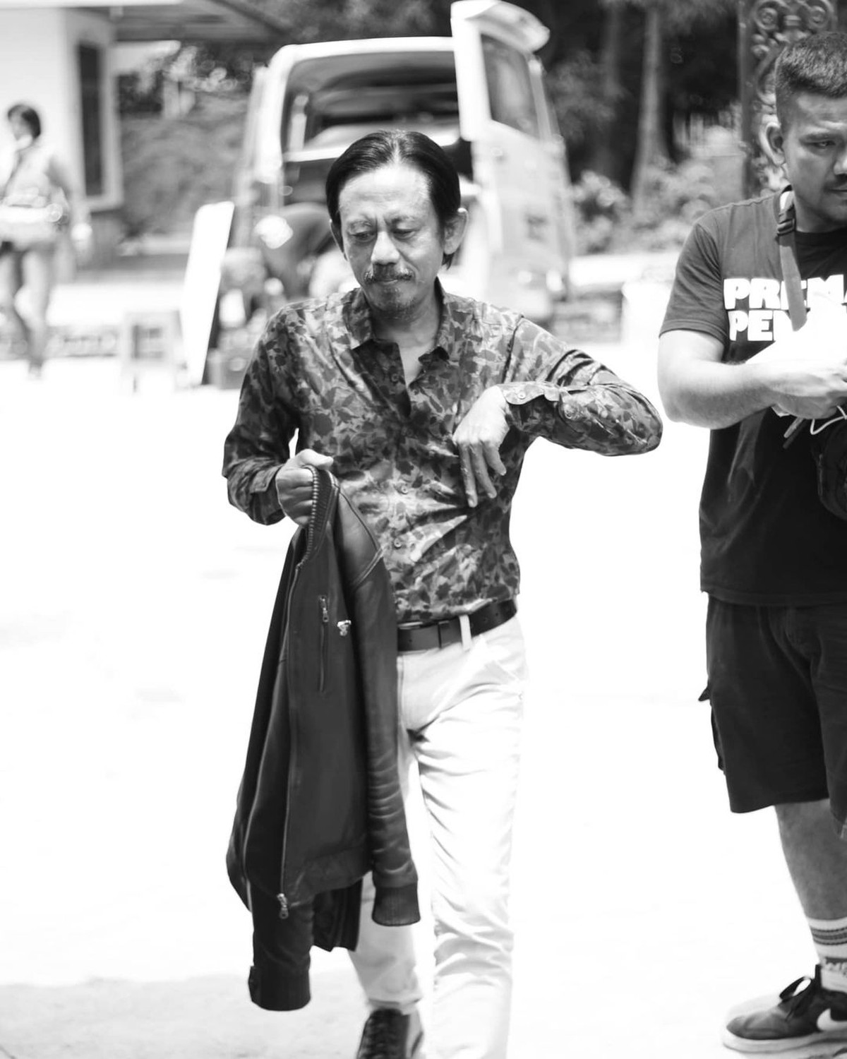 Sikap Epy Kusnandar saat dicegat pihak berwajib ketika mudik jadi sorotan&period; Yuk kita intip potret artis senior ini&excl;