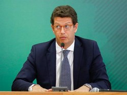 Menteri Lingkungan Brasil Undur Diri di Tengah Penyelidikan Kasusnya