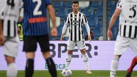 PSG Incar Ronaldo, Juventus Siap Jual