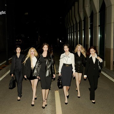 Member GFRIEND Berkumpul Rayakan Ulang Tahun ke-8 Debut