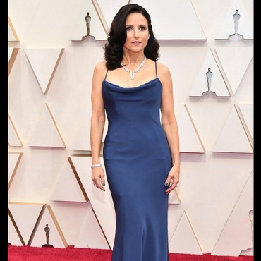 Julia Louis-Dreyfus Bintangi Film Garapan A24 Berjudul 'Tuesday'