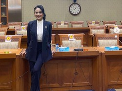 Ongkos Nyaleg Krisdayanti vs Gajinya di DPR, Gedean Mana?