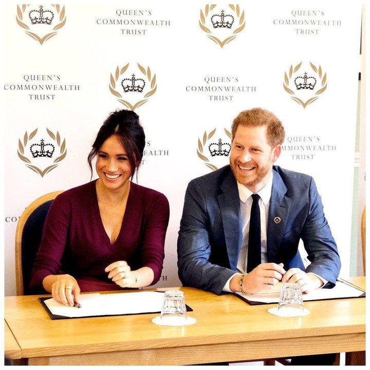 <p>Happy anniversary untuk keduanya, semoga pernikahan keduanya tetap langgeng dan selalu diberi kebahagiaan ya, Bunda. (Foto: Instagram @sussexroyal)</p>