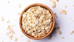 8 Manfaat Oat untuk Atasi Masalah Kulit Kering dan Sensitif