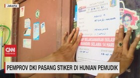 VIDEO: Pemprov DKI Pasang Stiker di Hunian Pemudik