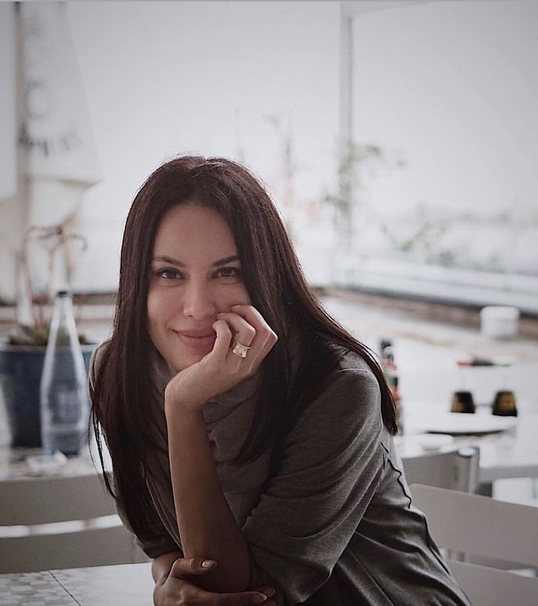 Sophia Latjuba Sophia Latjuba belum lama ini mengaku tak memiliki rumah. Yuk kita lihat potret Sophia!