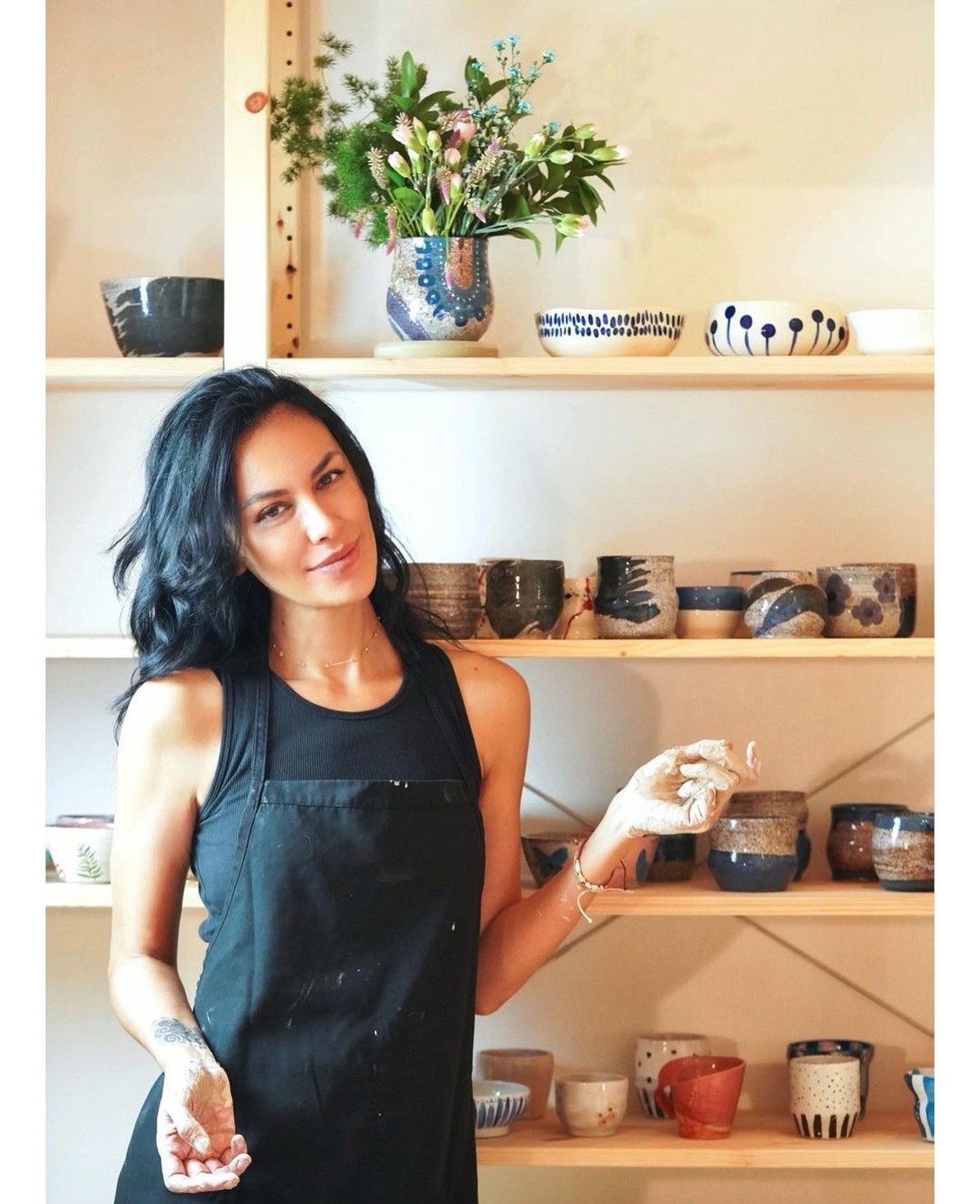 Sophia Latjuba belum lama ini mengaku tak memiliki rumah&period; Yuk kita lihat potret Sophia&excl;