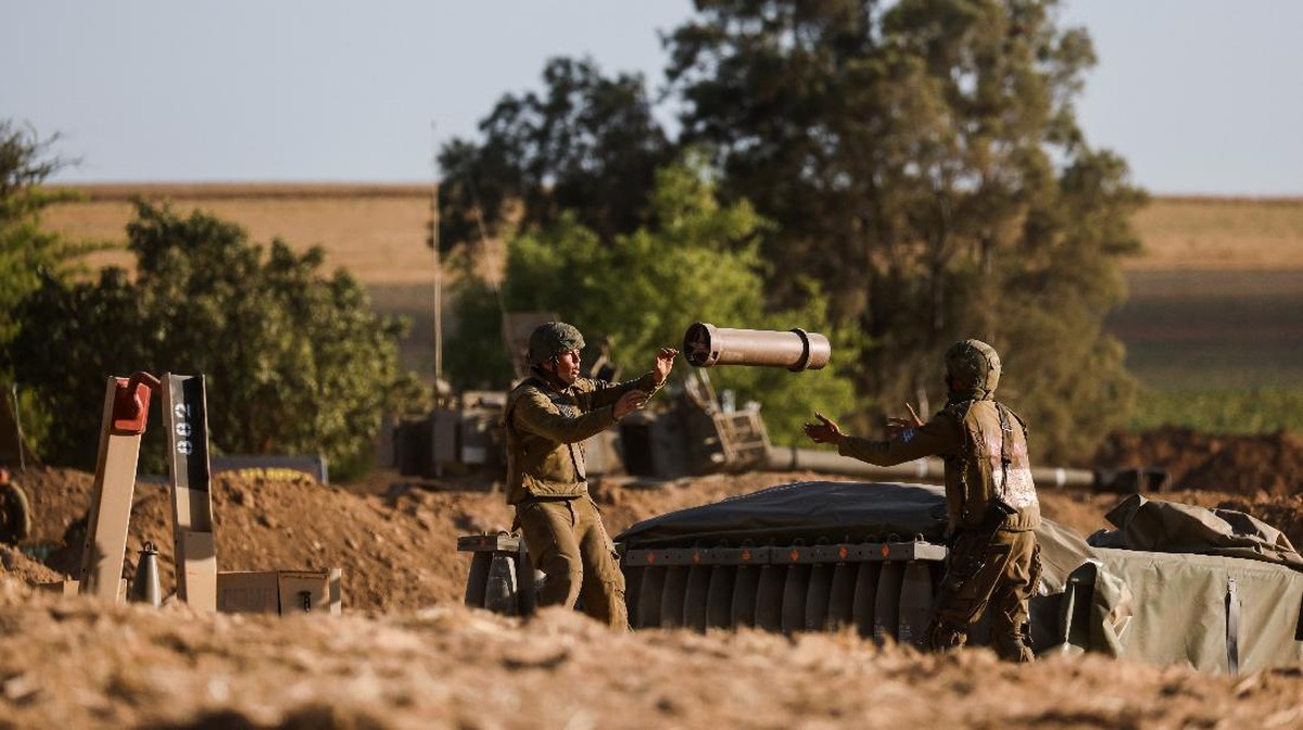 FOTO: Melihat Garis Depan Israel kala Bombardir Gaza