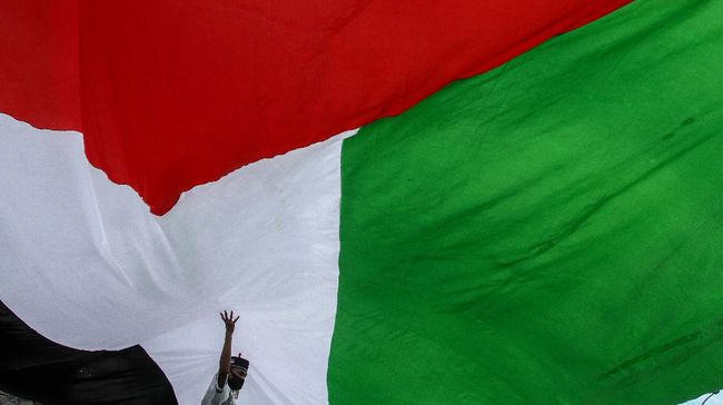 Israel Punya PM Baru, Presiden Palestina dan Hamas Tak Peduli Para tokoh Palestina, mulai dari Presiden Mahmoud Abbas hingga perwakilan Hamas, tak peduli dengan pemerintahan baru Israel di bawah PM Naftali Bennett.
