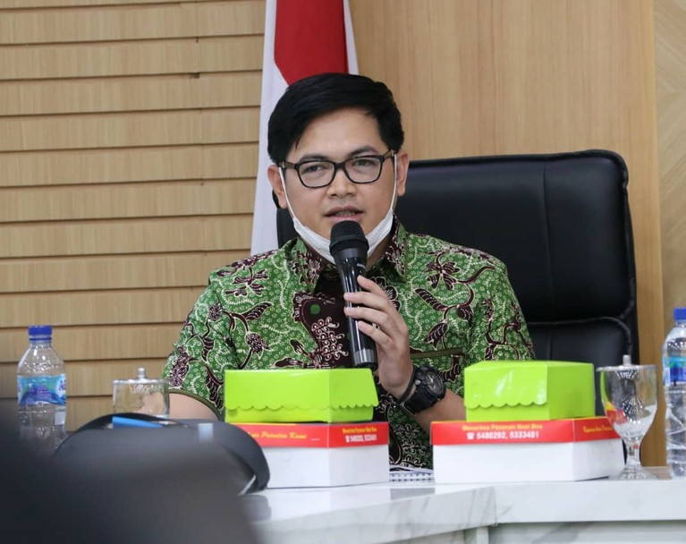Artis yang Terjun ke Dunia Politik Dunia politik memang mencuri perhatian masyarakat. Tak terkecuali para artis, yuk simak siapa saja artis yang terjun ke dunia politik?