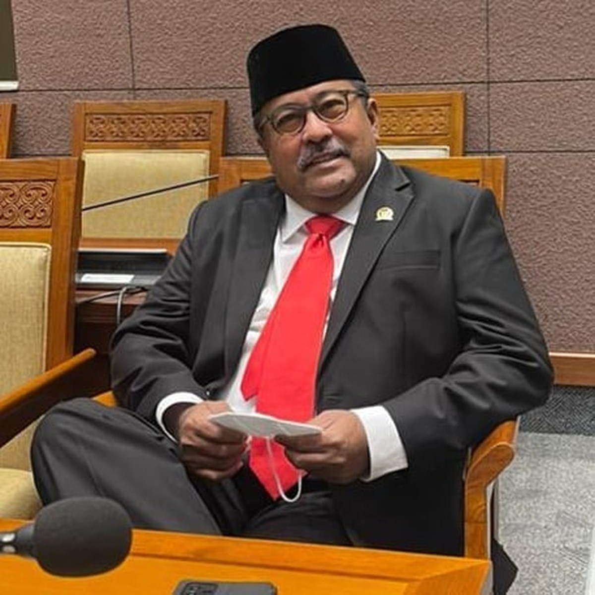 Dunia politik memang mencuri perhatian masyarakat&period; Tak terkecuali para artis&comma; yuk simak siapa saja artis yang terjun ke dunia politik&quest;