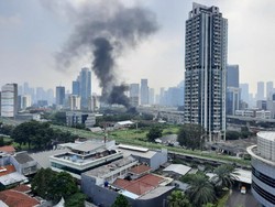Ada Kebakaran di Jaksel, Asap Hitam Tebal Membubung Tinggi