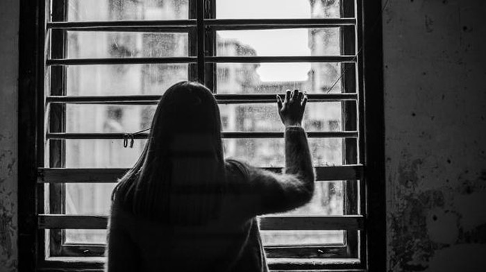 Ketahui 5 Tanda Tersembunyi yang Membuat Seseorang Menjadi Insecure