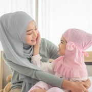 Tips Ajarkan Si Kecil Mengelola Angpau Lebaran untuk Latih Kesabaran dan Kedisiplinan