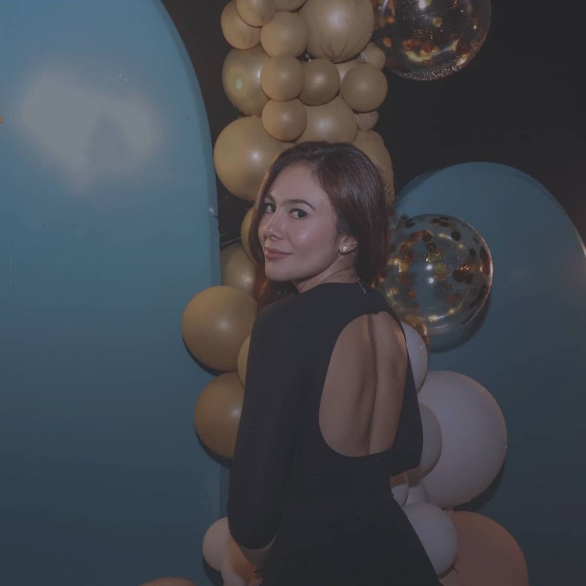 Wulan Guritno tampil semakin seksi setelah bercerai dengan Adilla Dimitri&period; Yuk kita intip penampilan Wulan&excl;