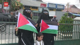 VIDEO: Aksi Solidaritas Palestina Kecam Israel di Medan