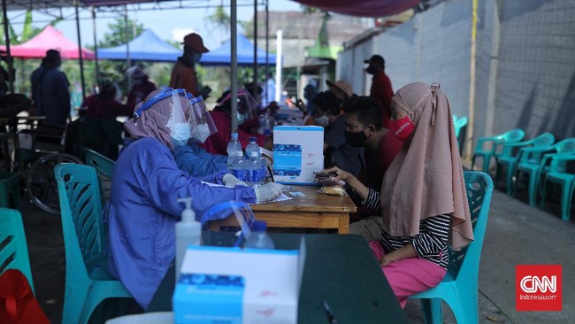 Positif Covid-19 di Tanah Air kini mencapai 6.460.265 kasus, terhitung sejak pertama kali diumumkan pada 2 Maret 2020.