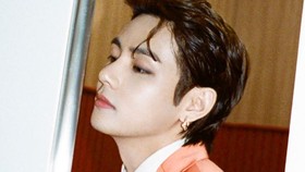 OST Our Beloved Summer yang Dibawakan V BTS Rilis Malam Natal